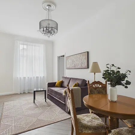 1bd In Art Noveau Quarter - 4 Guests Appartement Riga